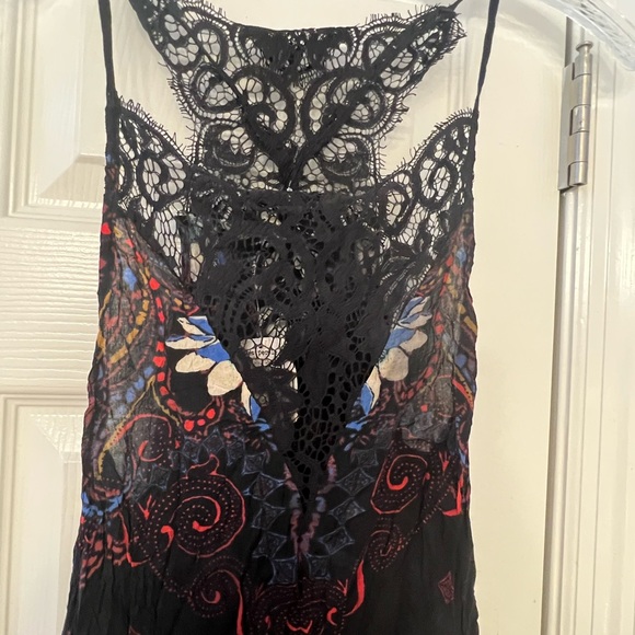 Free People brand new adorable dress excellent condition never worn lace detail - Picture 15 of 16